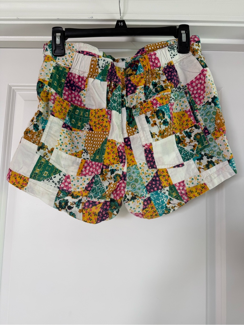 Pilcro The Kit High-Rise Utility Shorts: Patchwork Edition size 28 - Picture 9 of 12